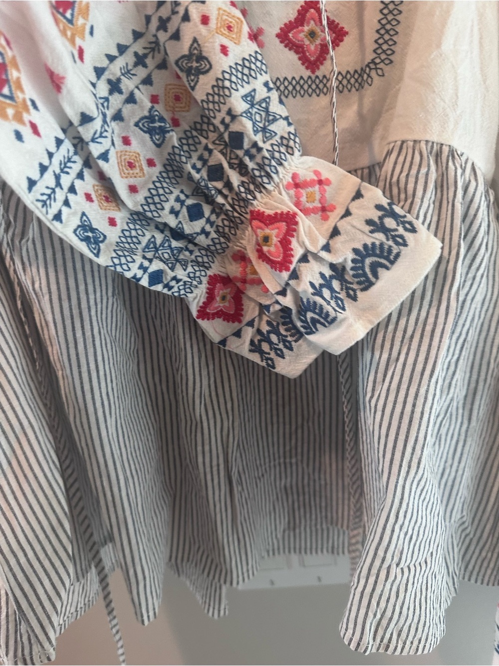 NWT Savanna Jane Embroidered Peplum Blouse Large Boho Striped Tie Neck Top - Picture 4 of 5